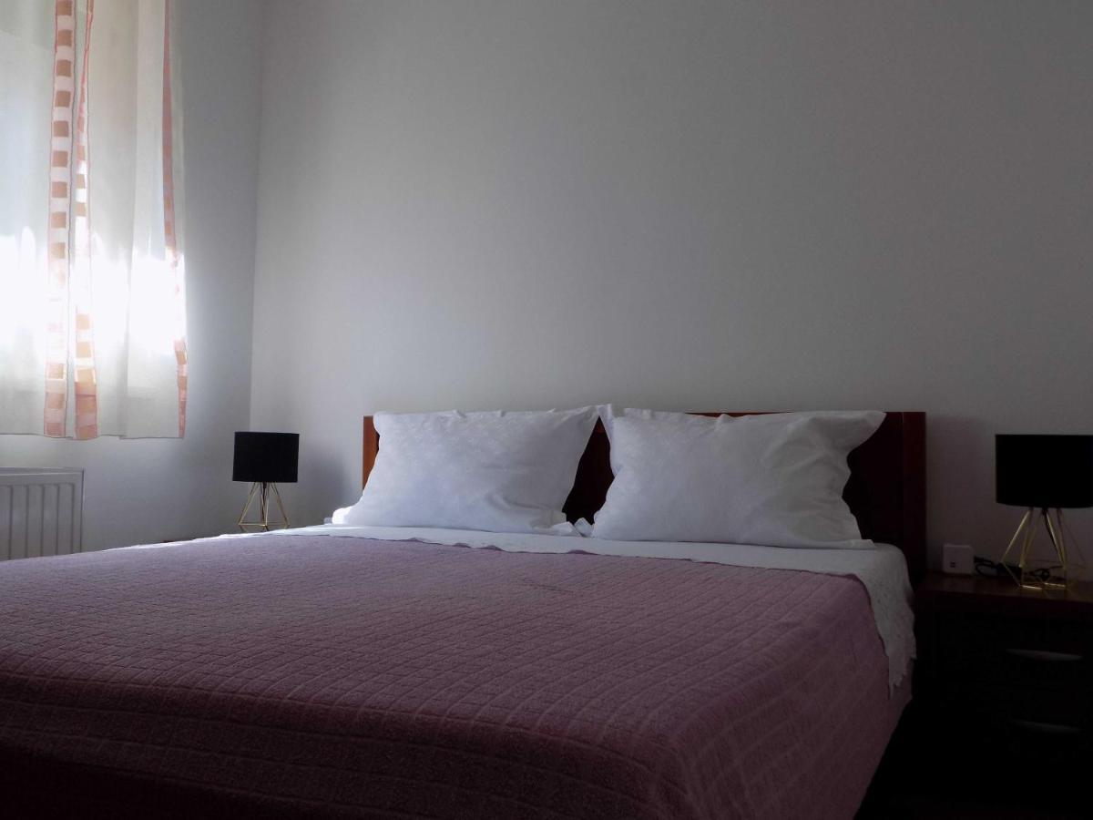 ורבניק Apartman Borna מראה חיצוני תמונה